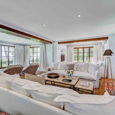 Ultimate 5 Bedroom With Beach Access, Mallorca 1024