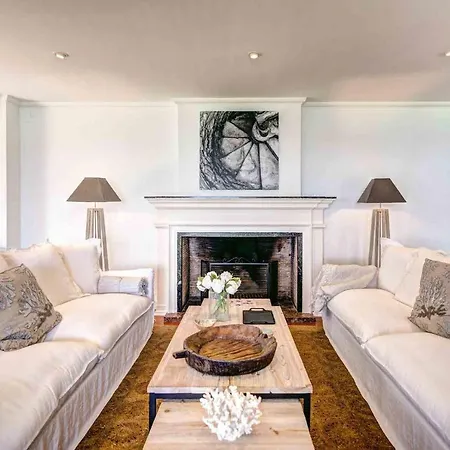 Villa Ultimate 5 Bedroom With Beach Access, Mallorca 1024 *