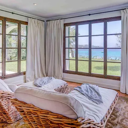 Ultimate 5 Bedroom With Beach Access, Mallorca 1024 *