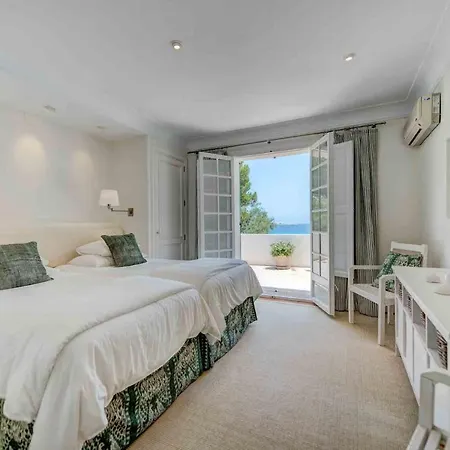 Ultimate 5 Bedroom With Beach Access, Mallorca 1024 Cala Ratjada (Mallorca)