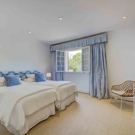 Villa Ultimate 5 Bedroom With Beach Access, Mallorca 1024 *