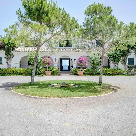 Villa Ultimate 5 Bedroom With Beach Access, Mallorca 1024